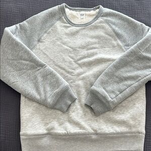 GAP Men's Light Gray Crewneck Sweatshirt with Sherpa lining L